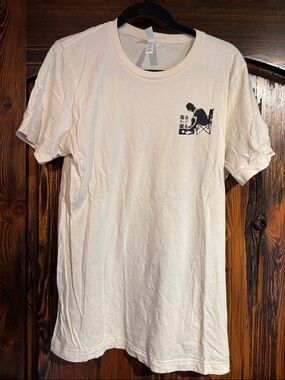 Sit & Kick Running Tee Shirt NWT